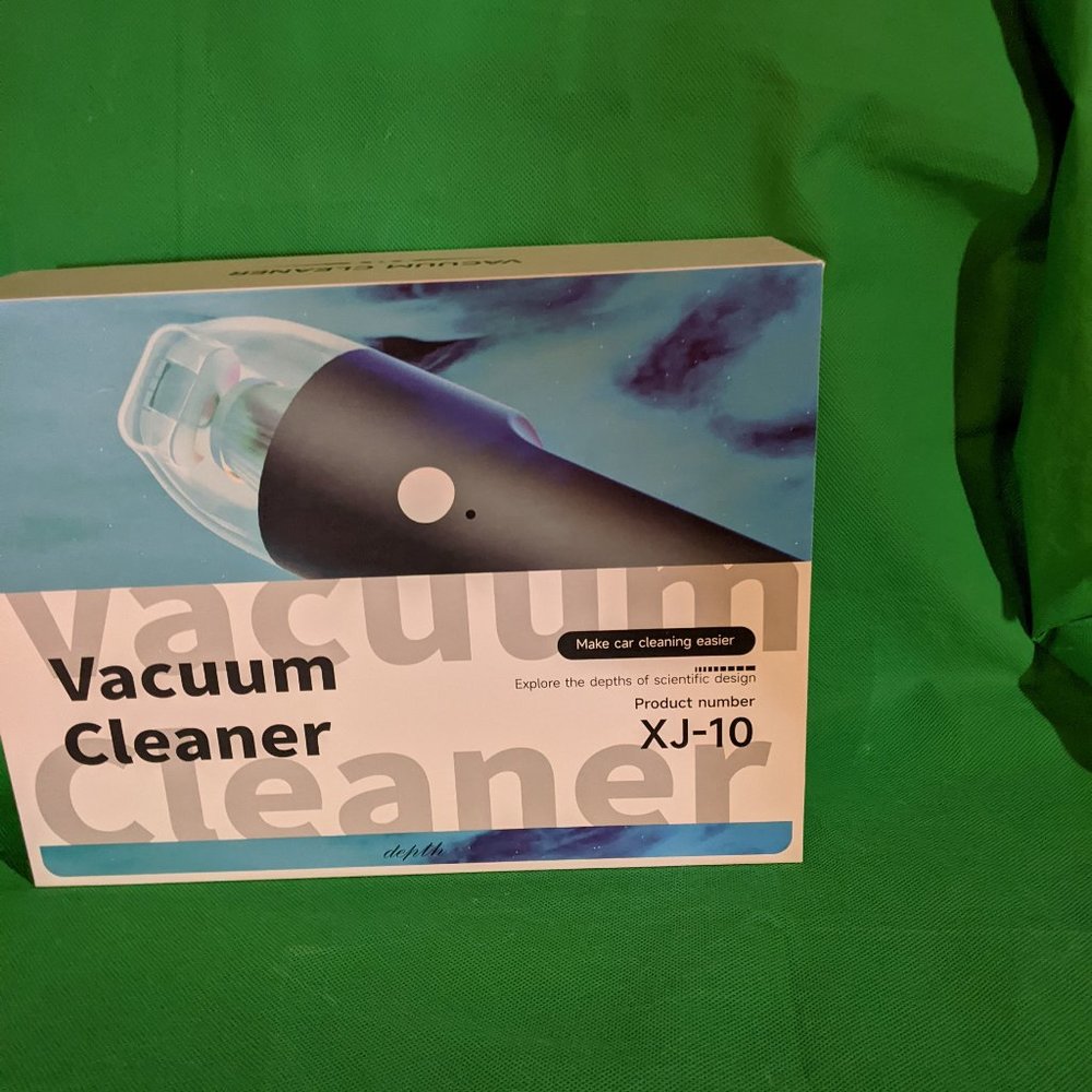 Portable car vacuum